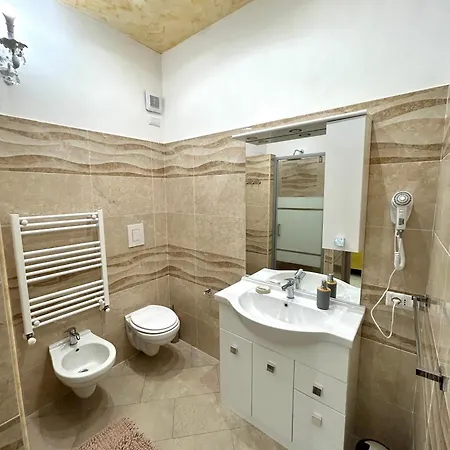 A Un Passo Dagli Dei